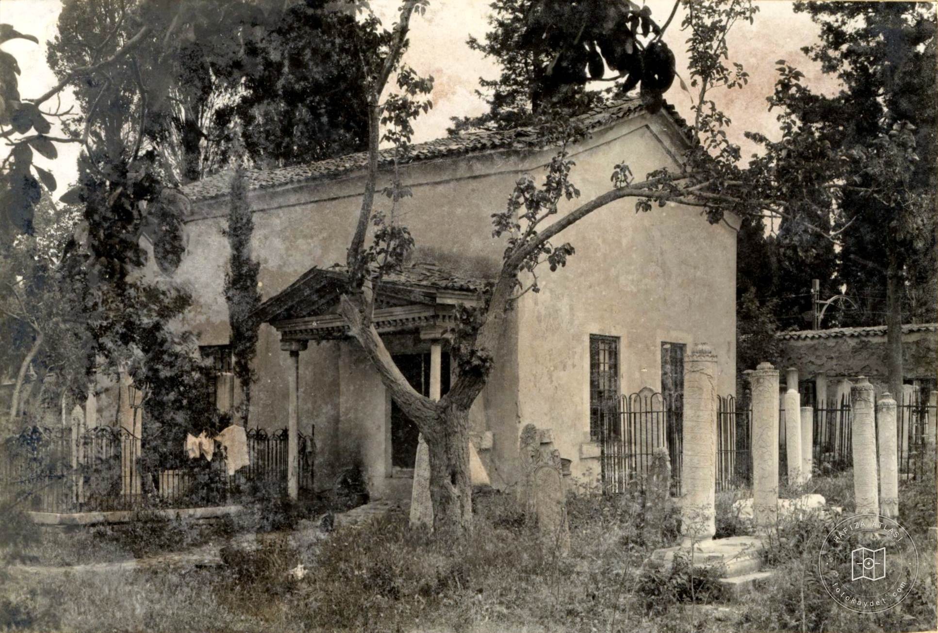 Küçük Selimiye Camii Haziresi
