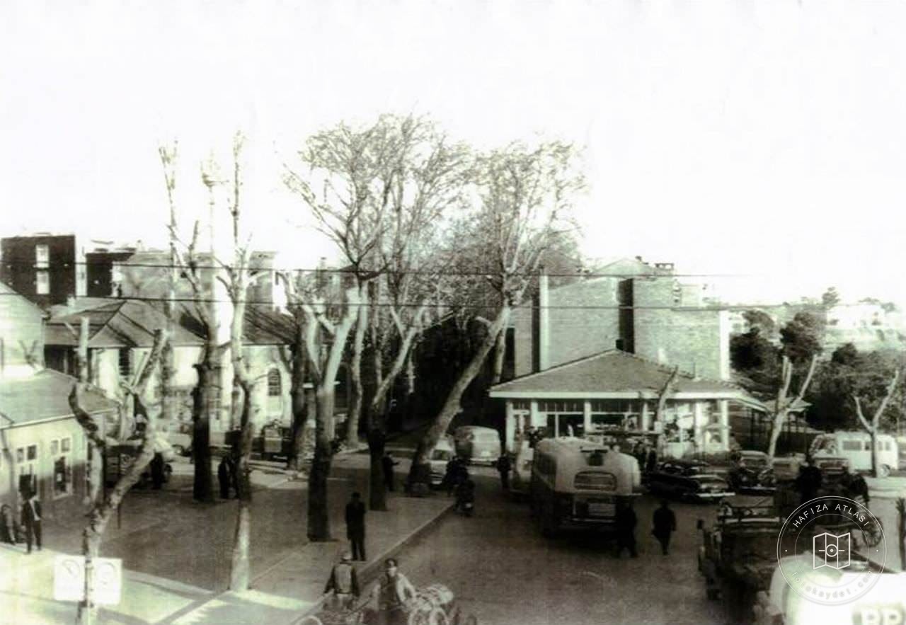 Kartal Square