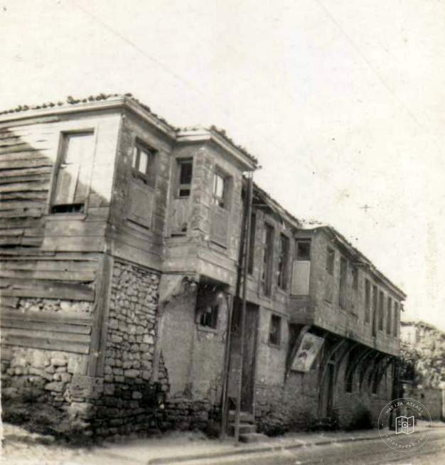 Kadem-i Şerif Tekkesi