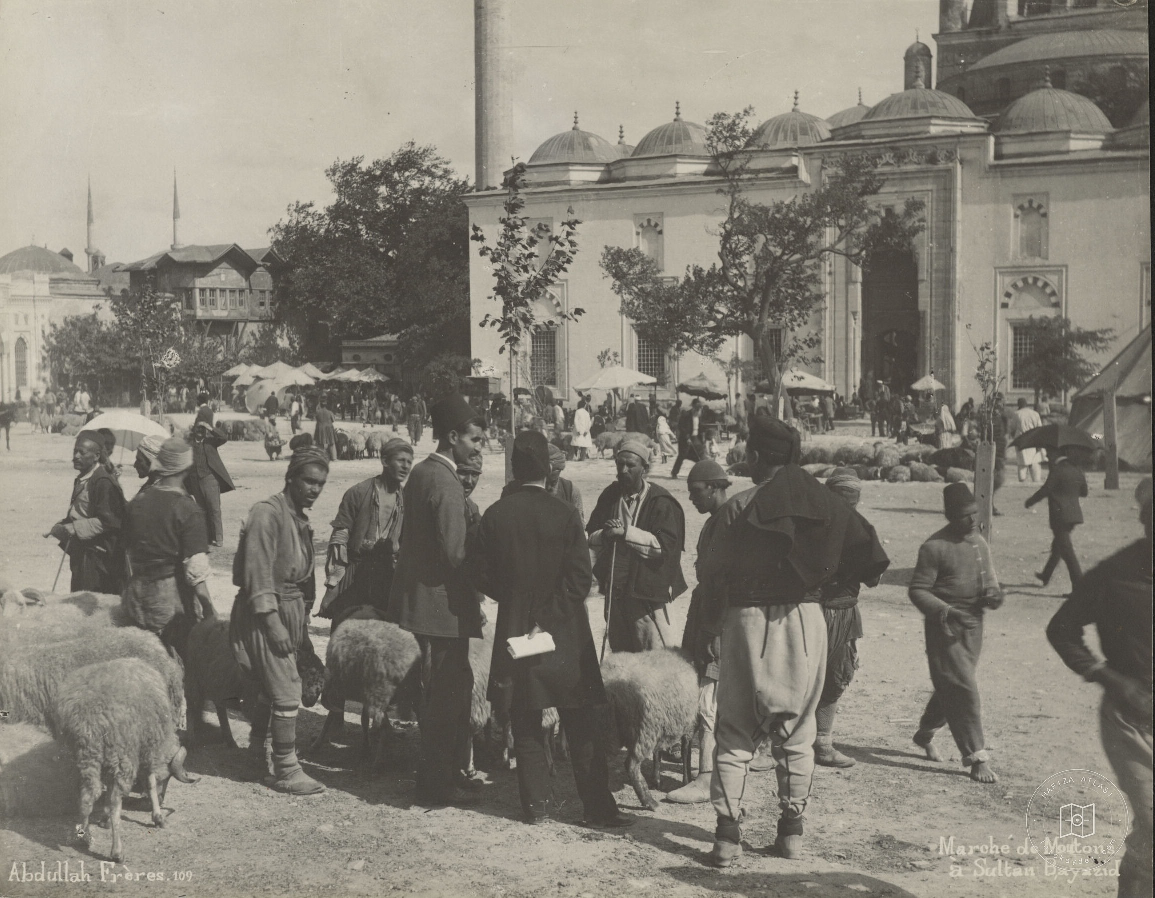 Beyazıt Square