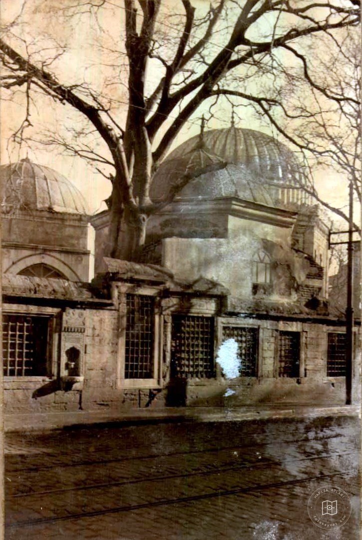 Şeyhülislam Bostanzade Mehmet Türbesi