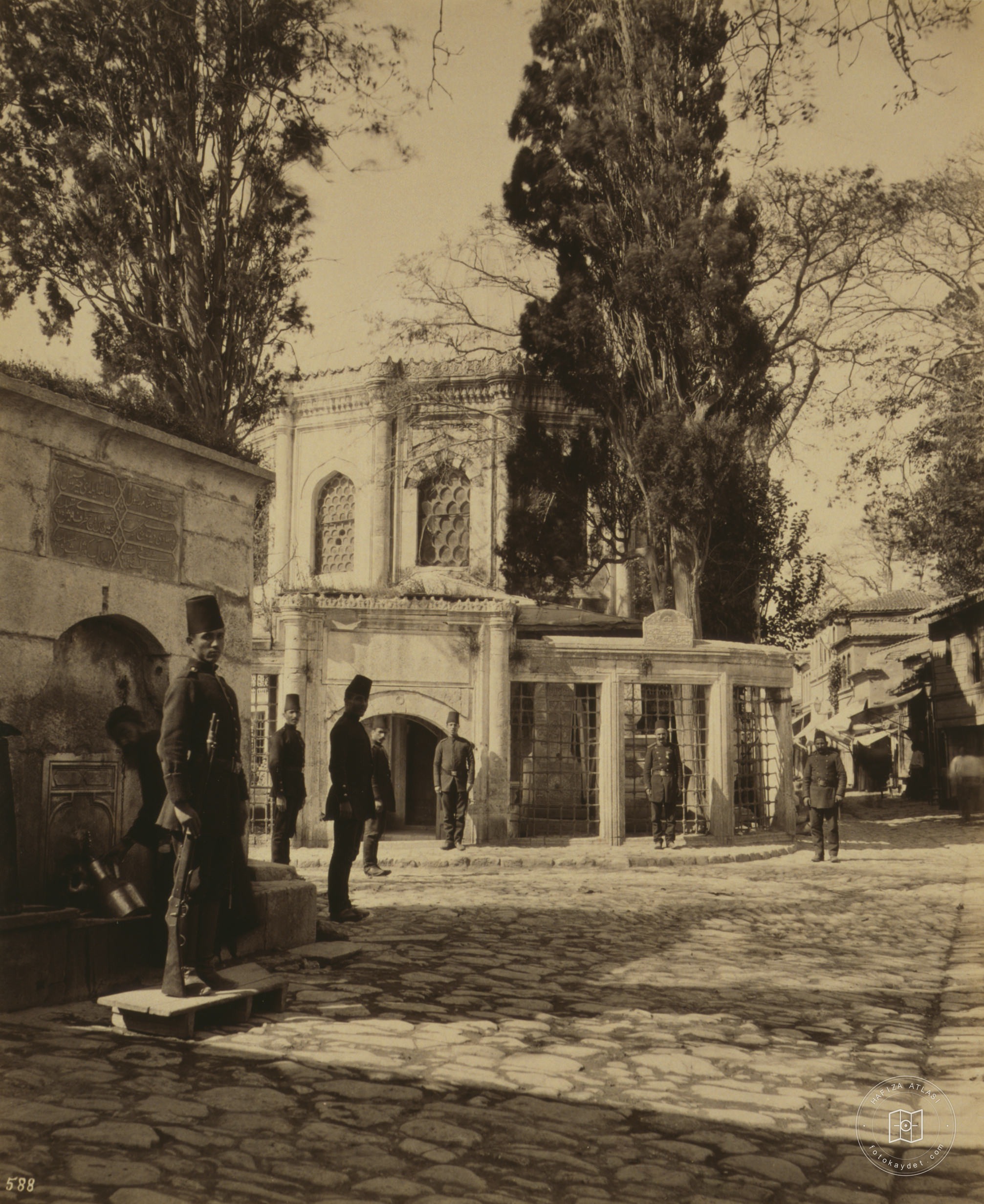 Ferhat Paşa Türbesi ve Çeşme