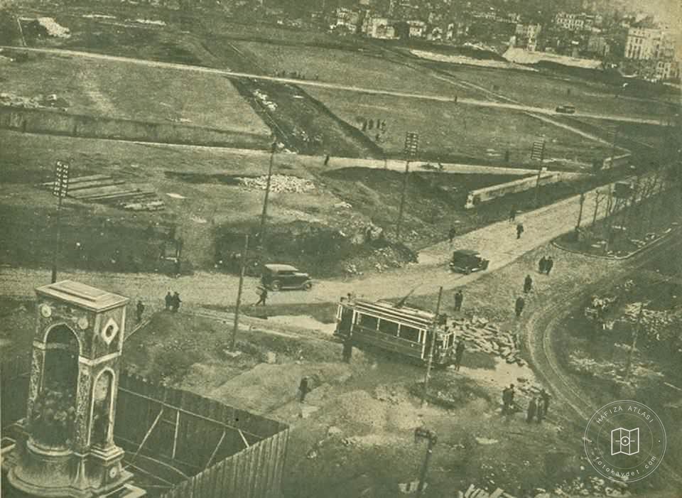 Taksim Republic Monument and Talimhane