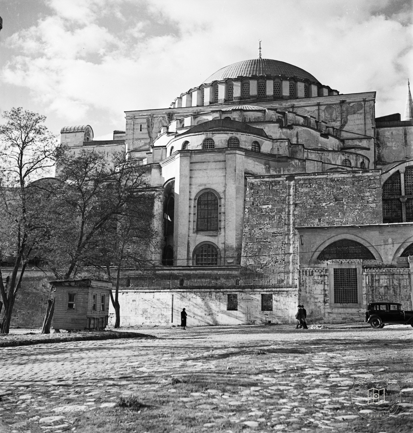 Ayasofya’nın Güney Doğu’dan Görünümü