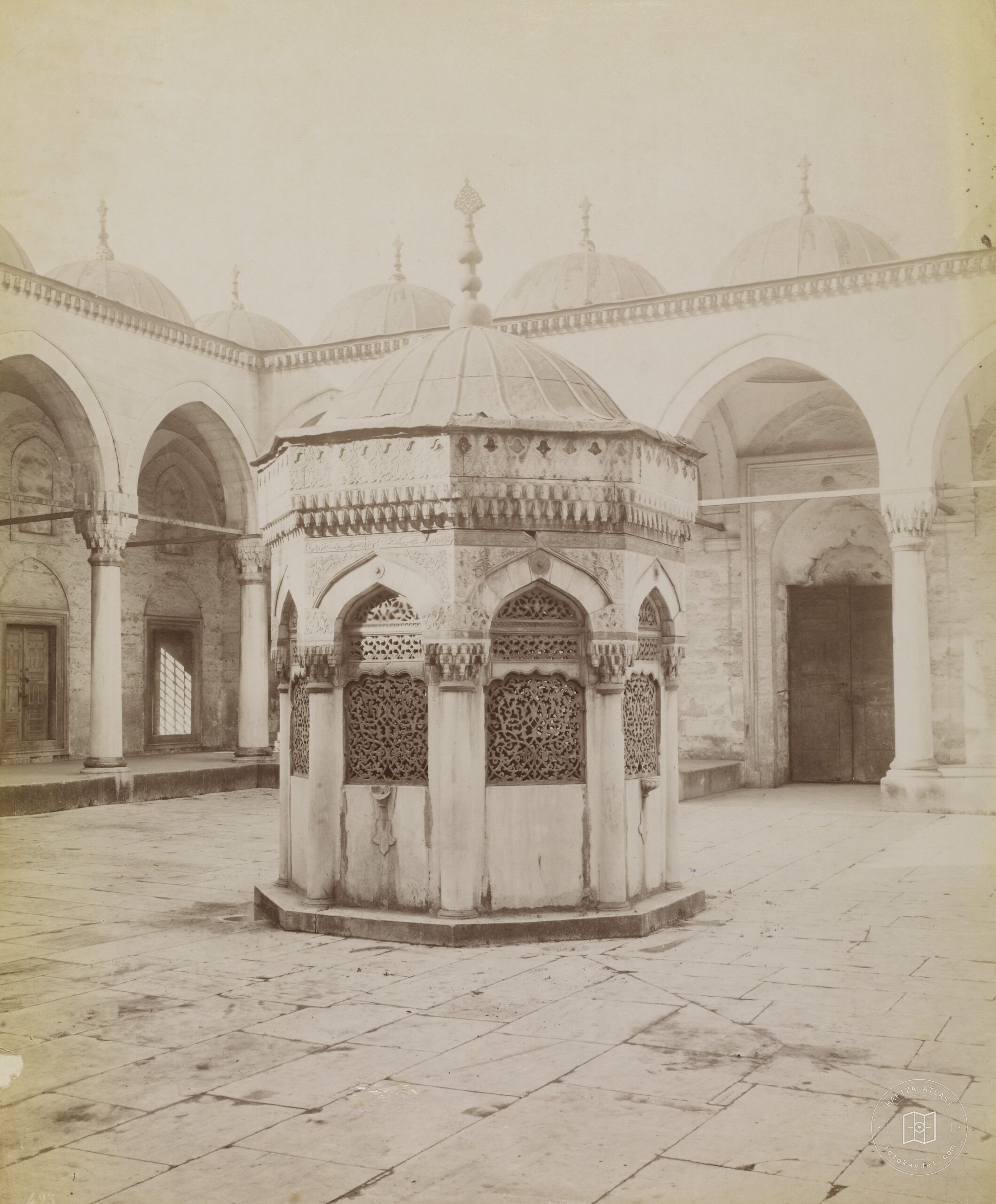 Üsküdar New Valide Mosque