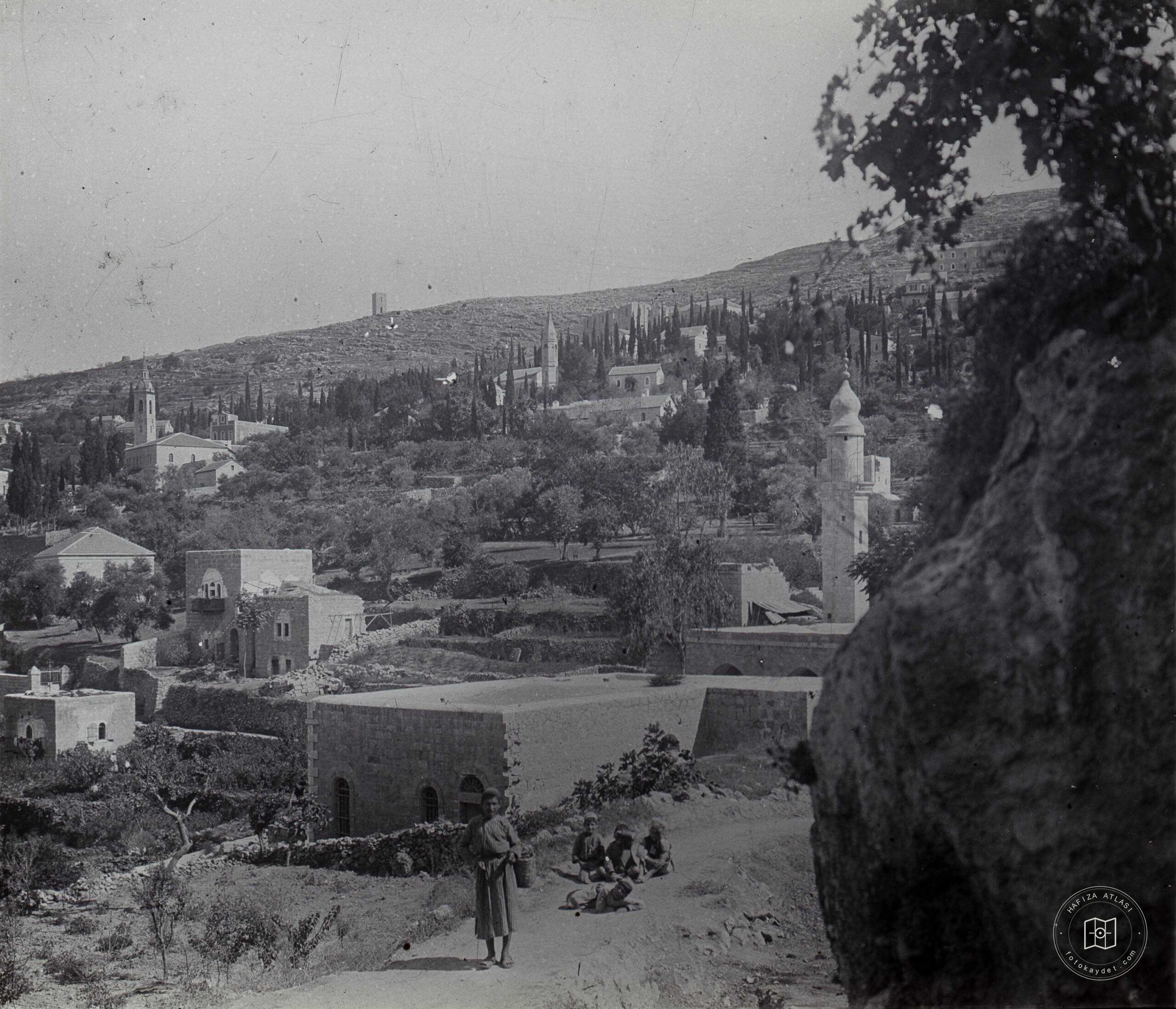 Şanlıurfa Civarında Bir Köy