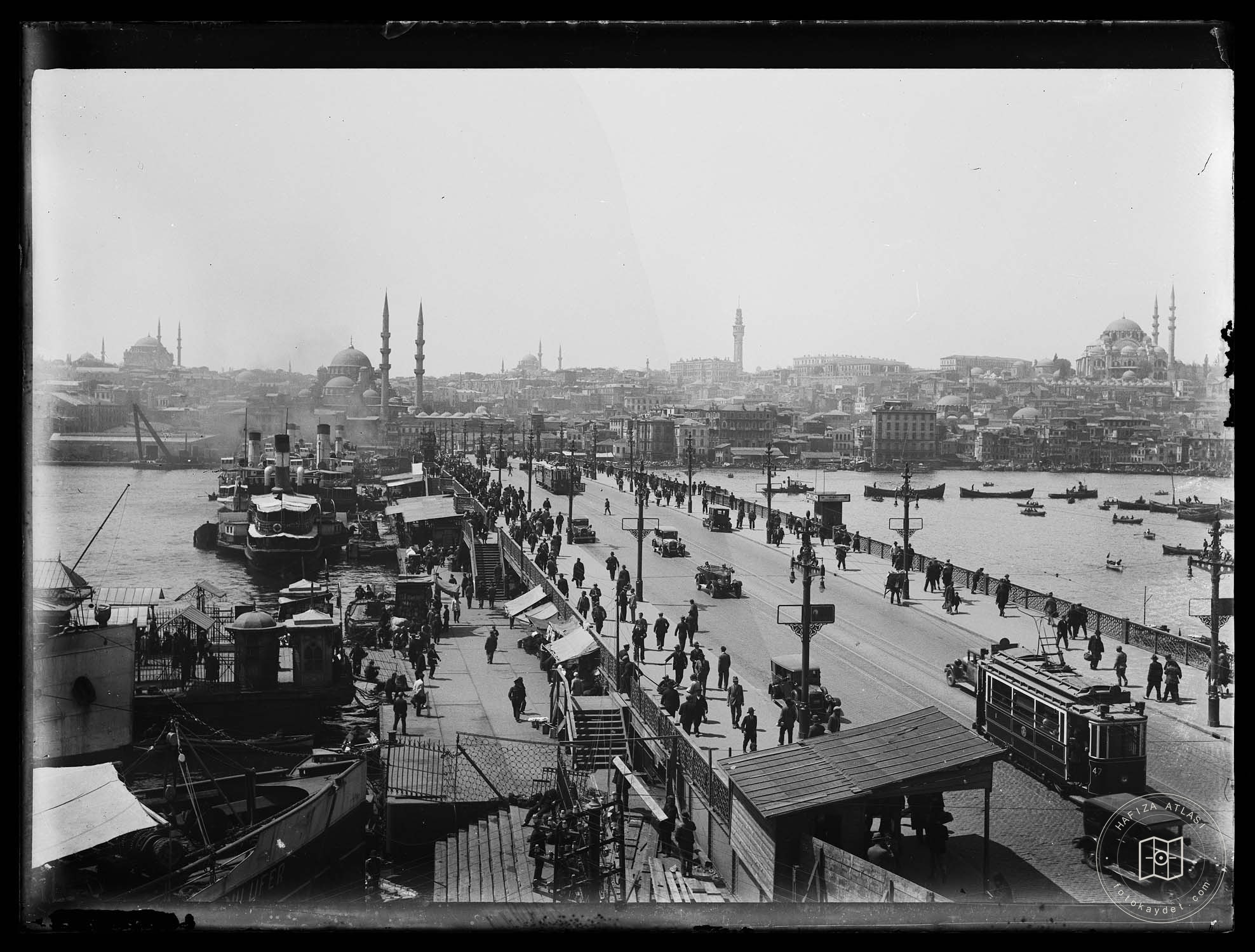 Overview of Galata Bridge from Agricultural Bank Building