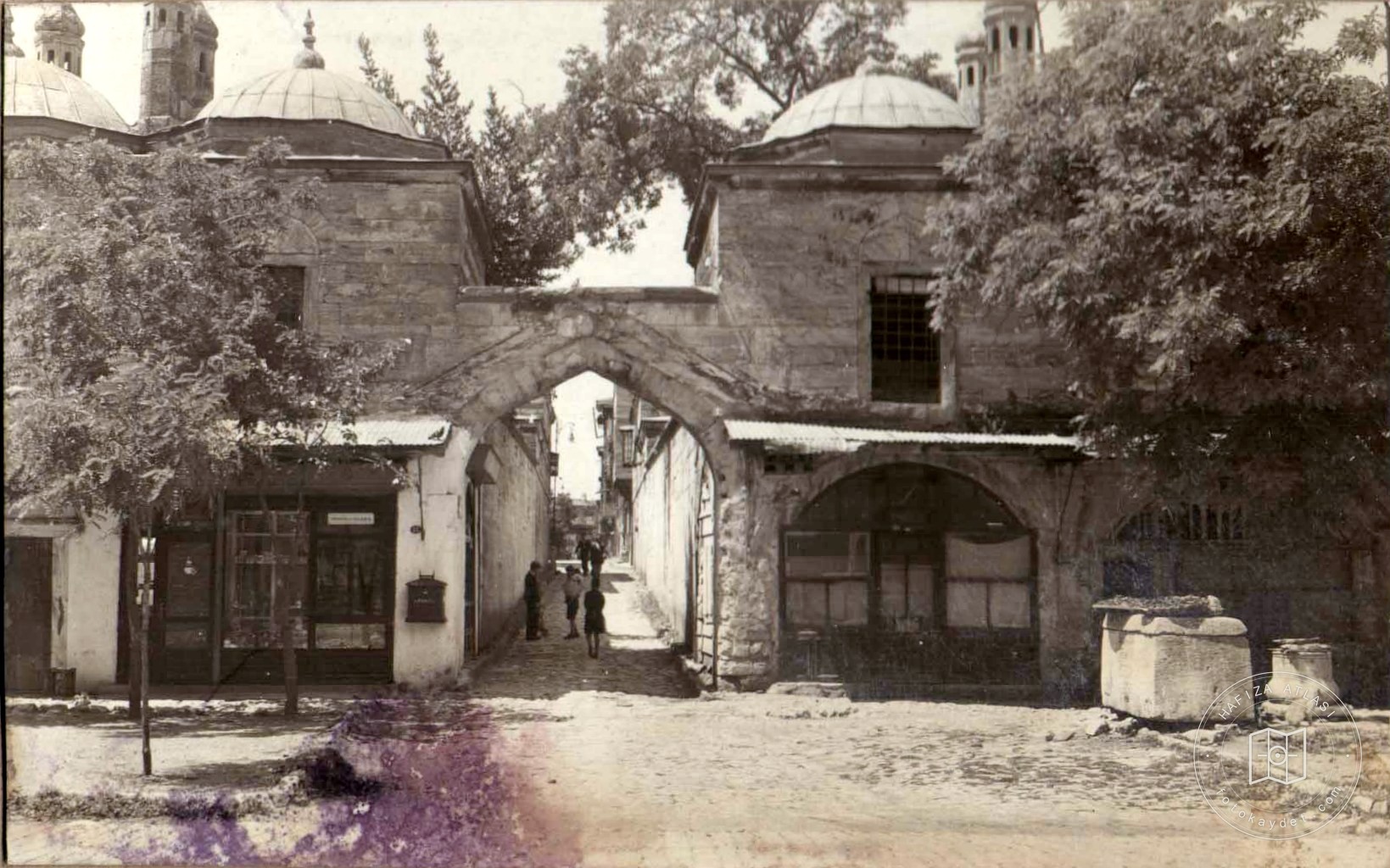 Tiryaki Bazaar