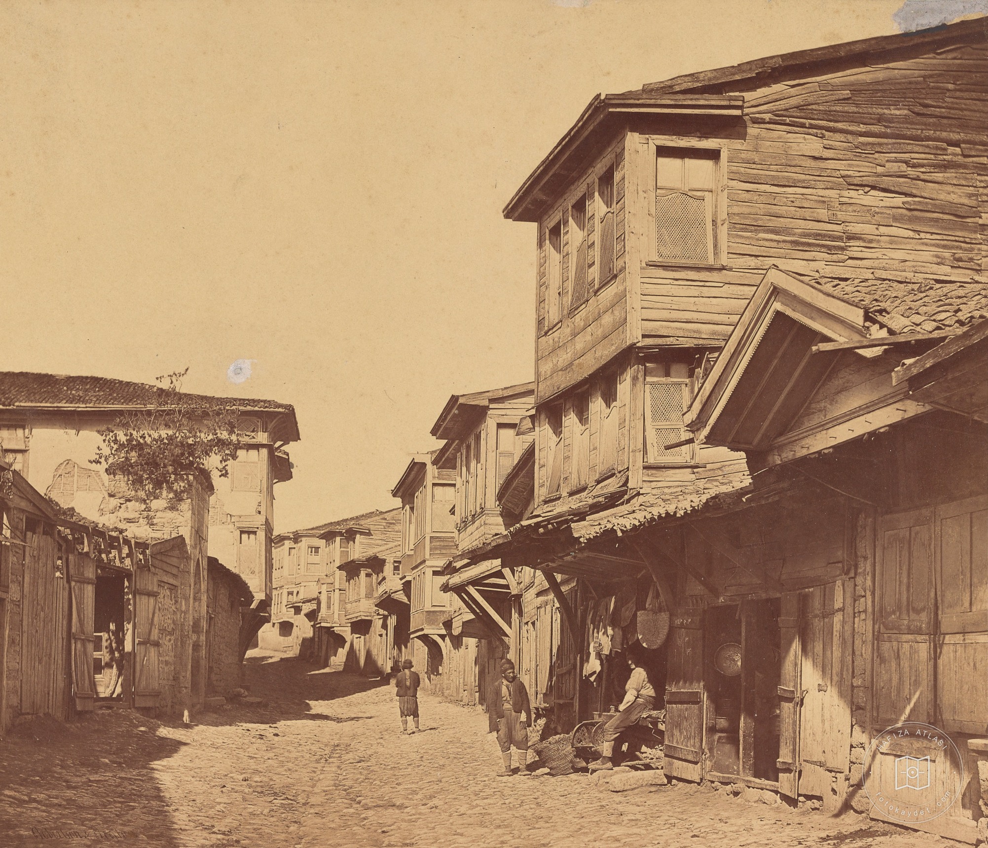 İstanbul’da Bir Street