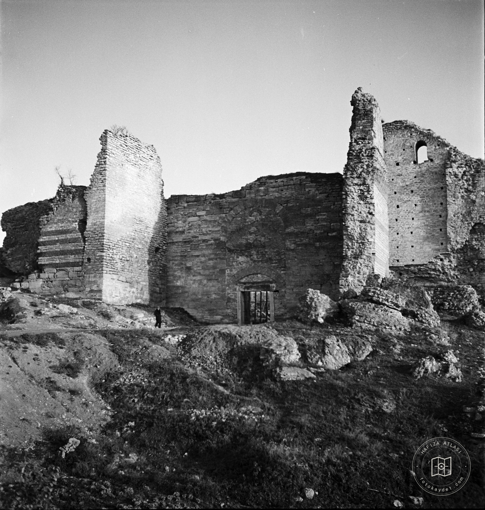 Sulukule Gate