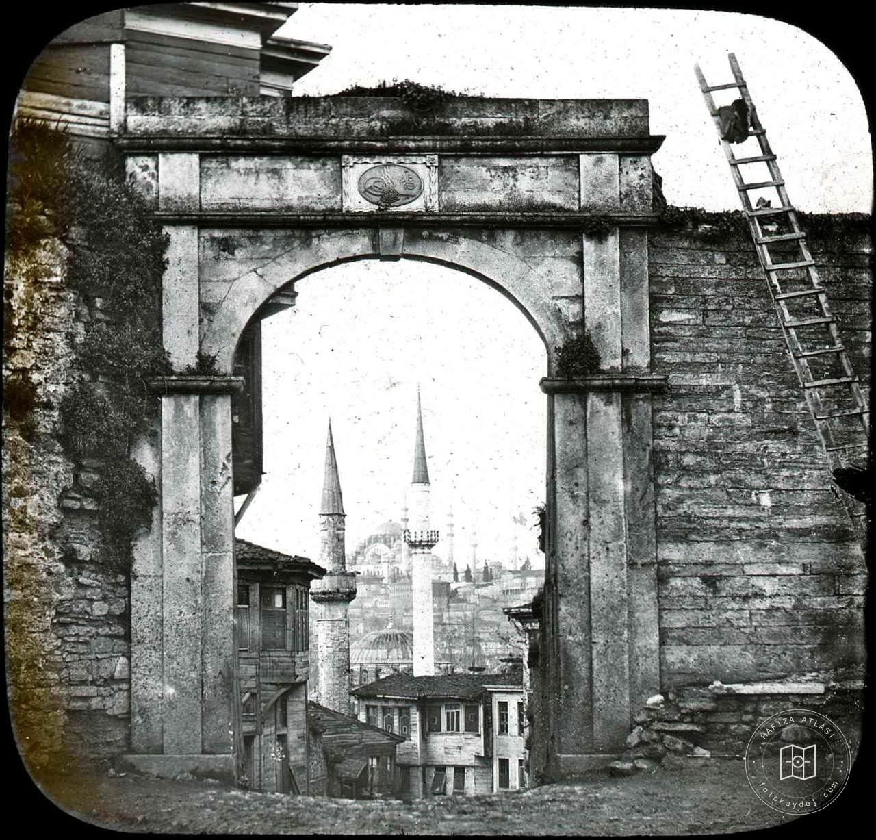 Sokollu Mehmet Paşa and Haji Aver Mescidi Minarets from shipyard gate