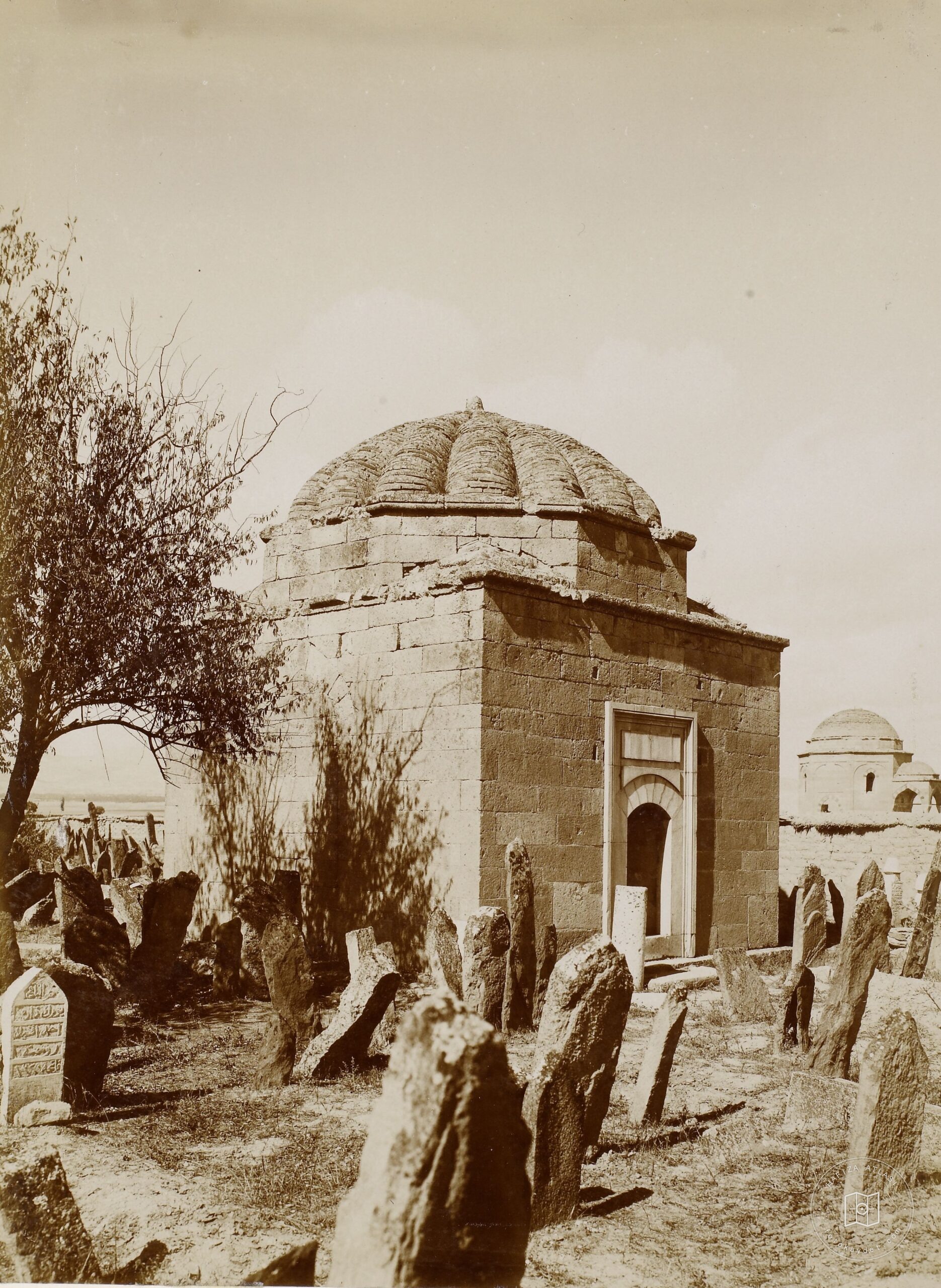 Şeyh Sücaeddin Türbesi