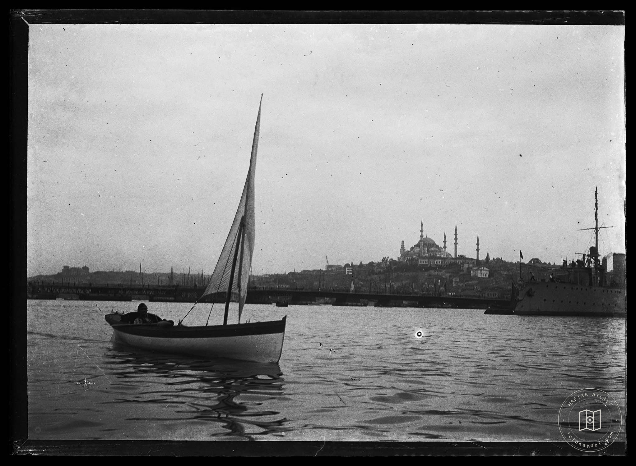 Golden Horn; Sailing and Süleymaniye