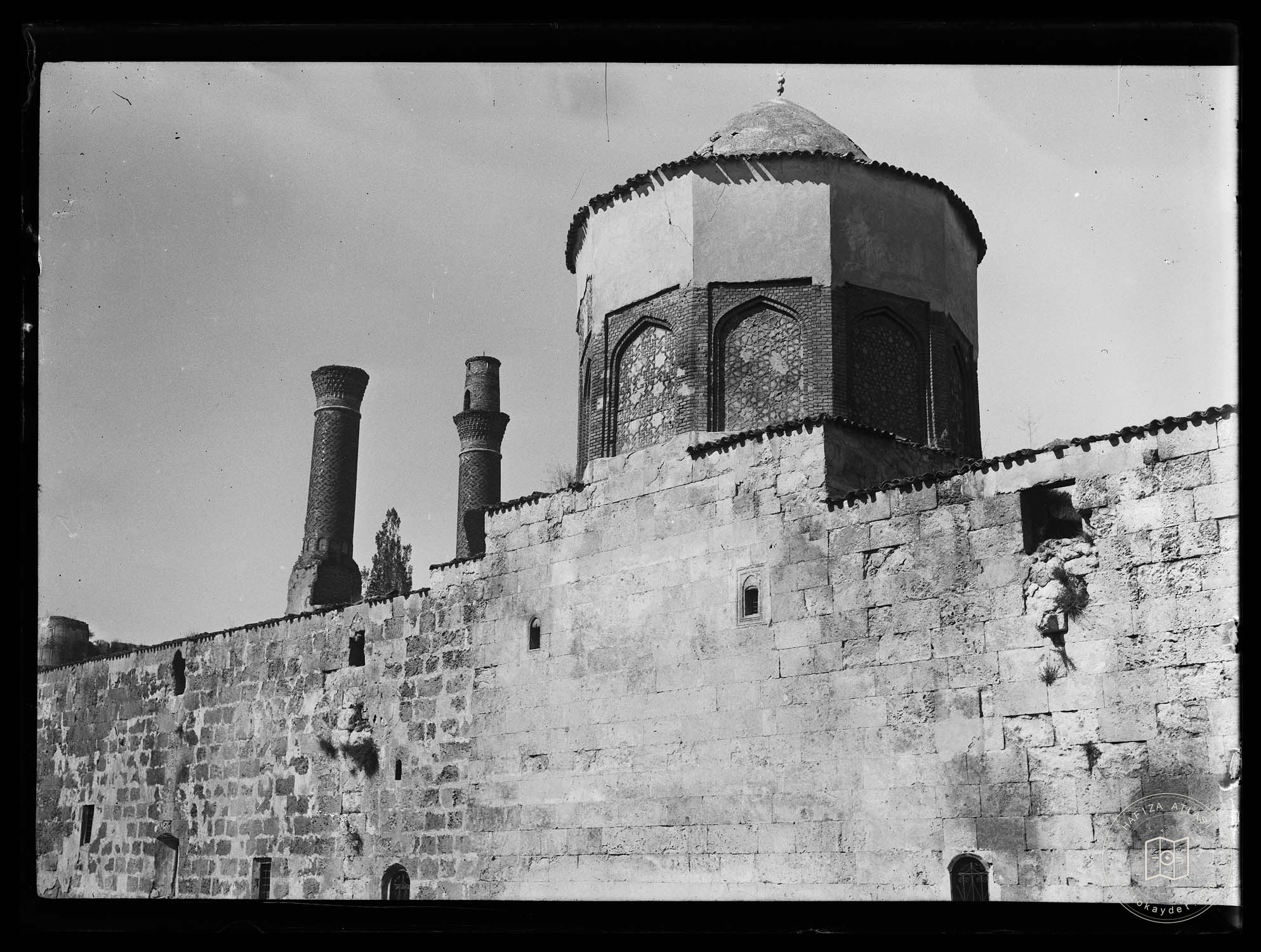 Model No.: Tomb