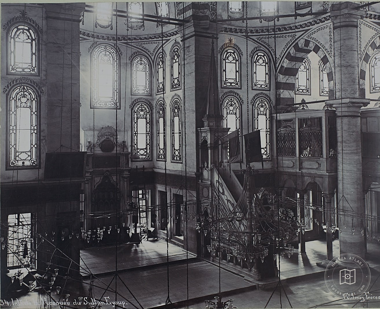 Oüp Sultan Mosque Interior View