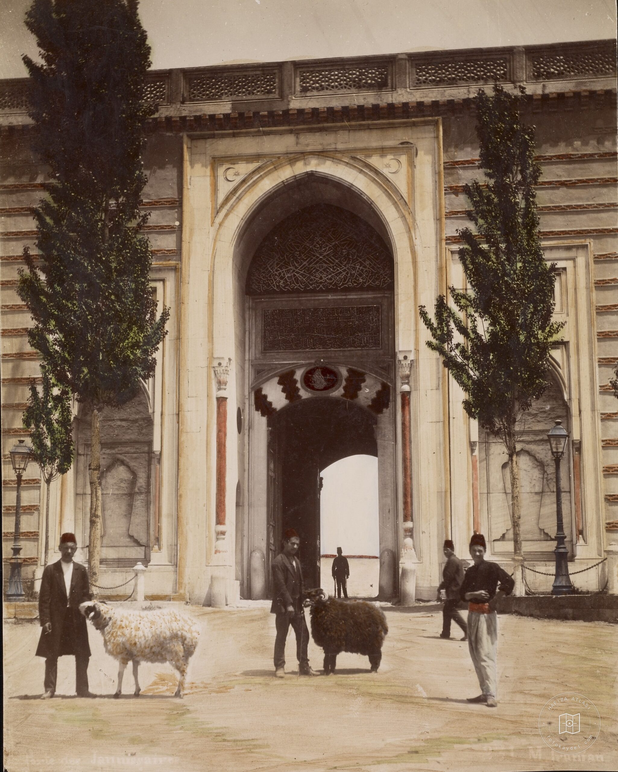 Topkapı Sarayı Bâb-i Humiayun Interior View