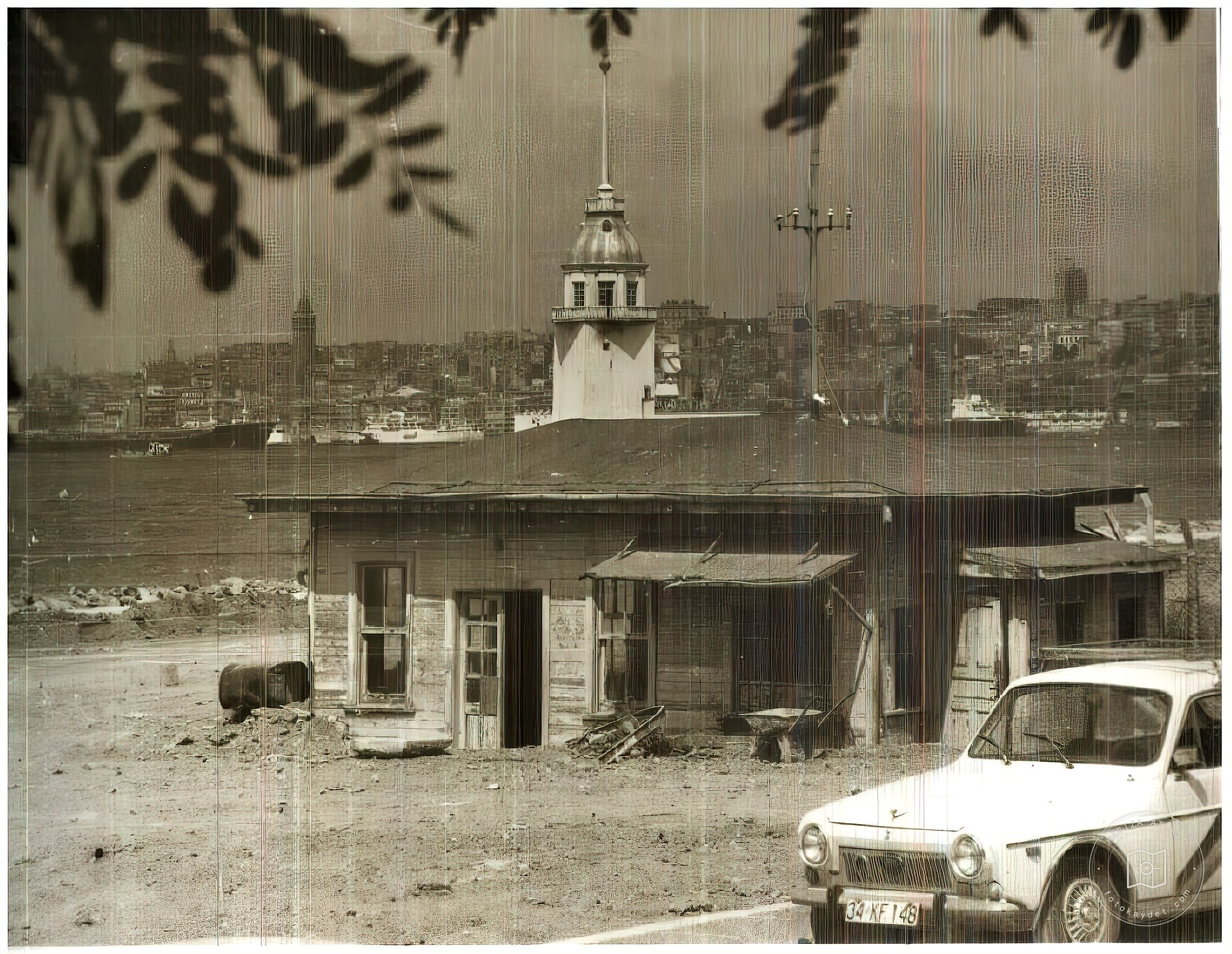 Girl Tower and Old Salacak Scaffolding Passenger Hall