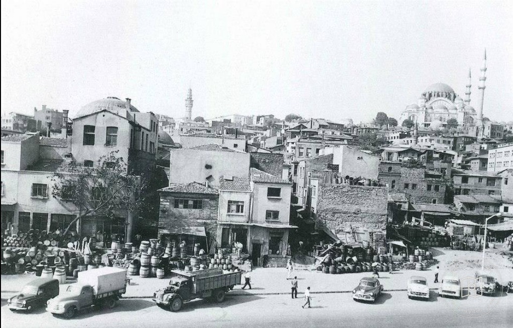 Ahi Çelebi Mosque Minare from Süleymaniye