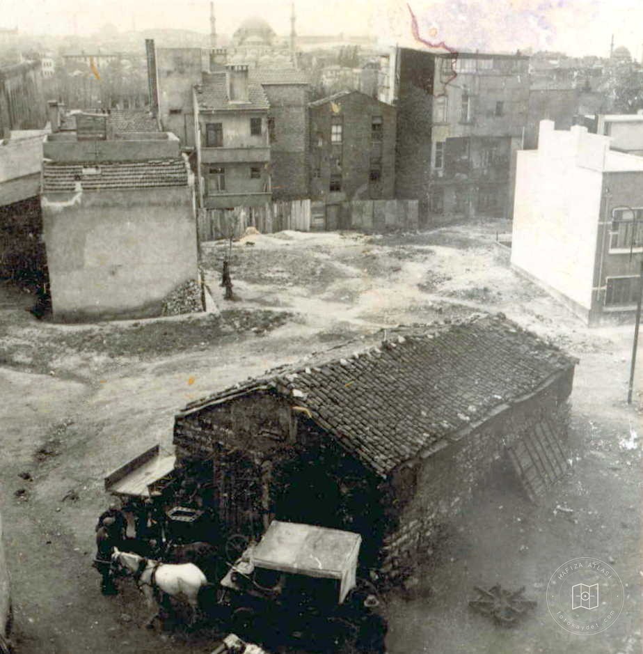 Bozdoğan Belt Overview of Şehzade Mosque