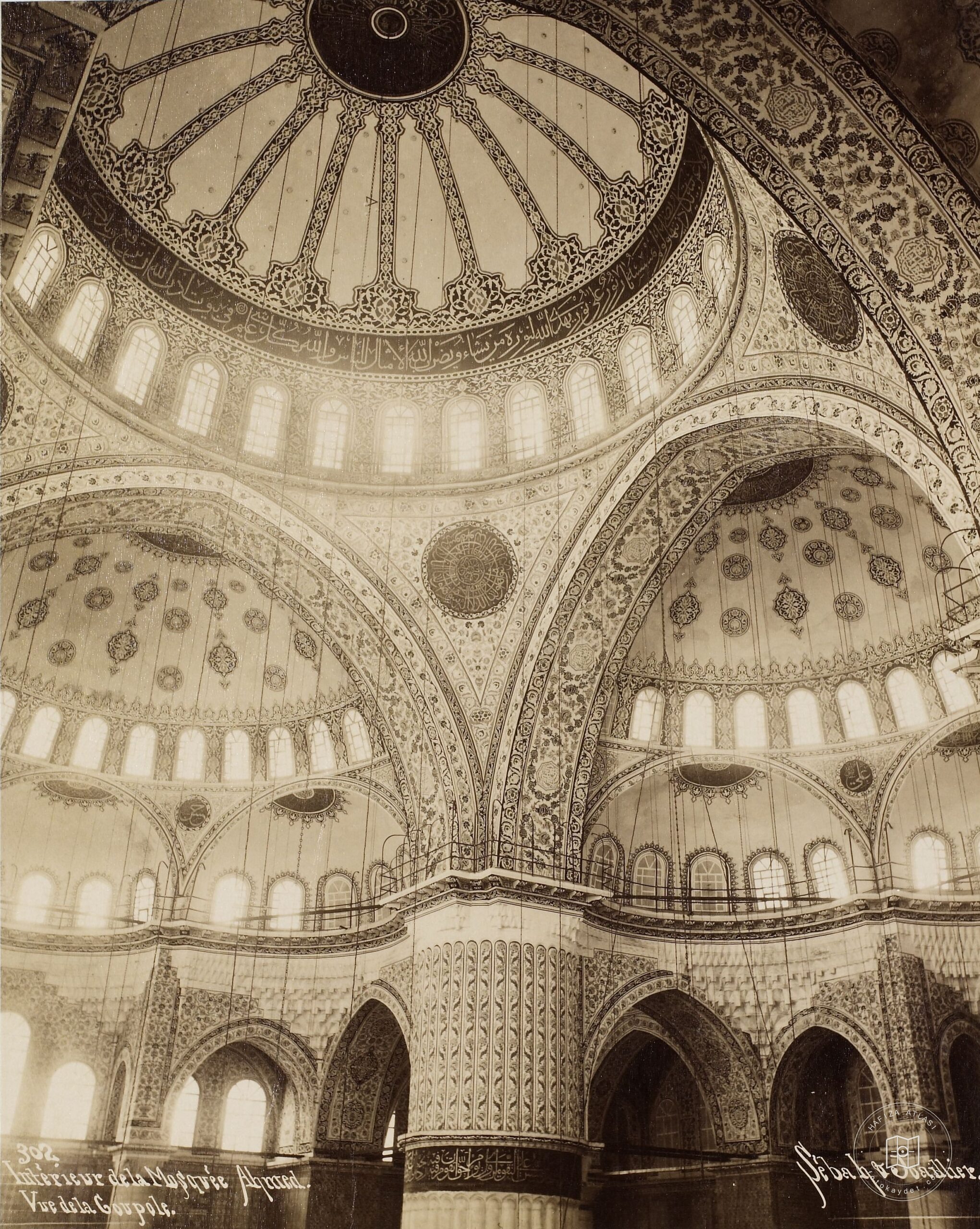 Sultan Ahmet Camii İçinden Görünüm