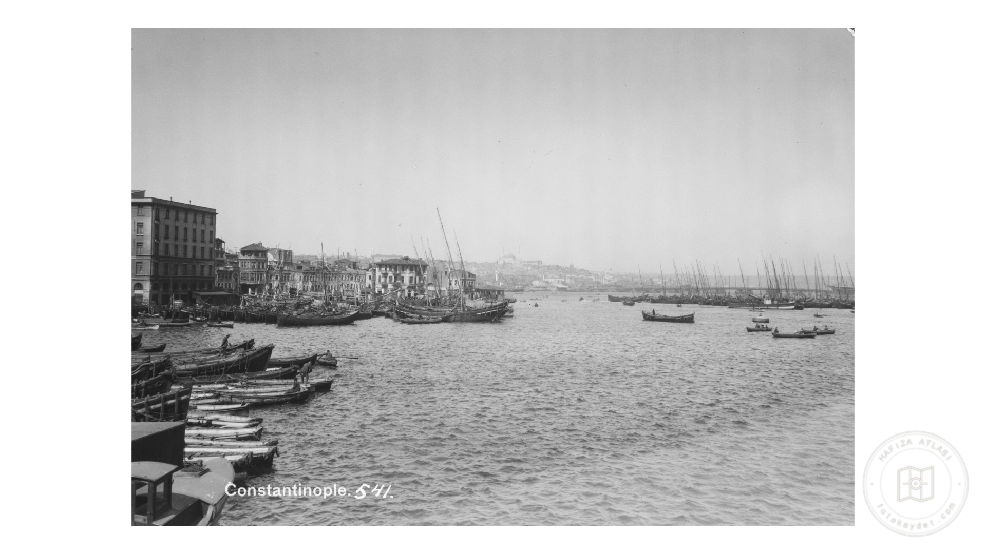 Galata Köprüsü’nden Yemiş İskelesi