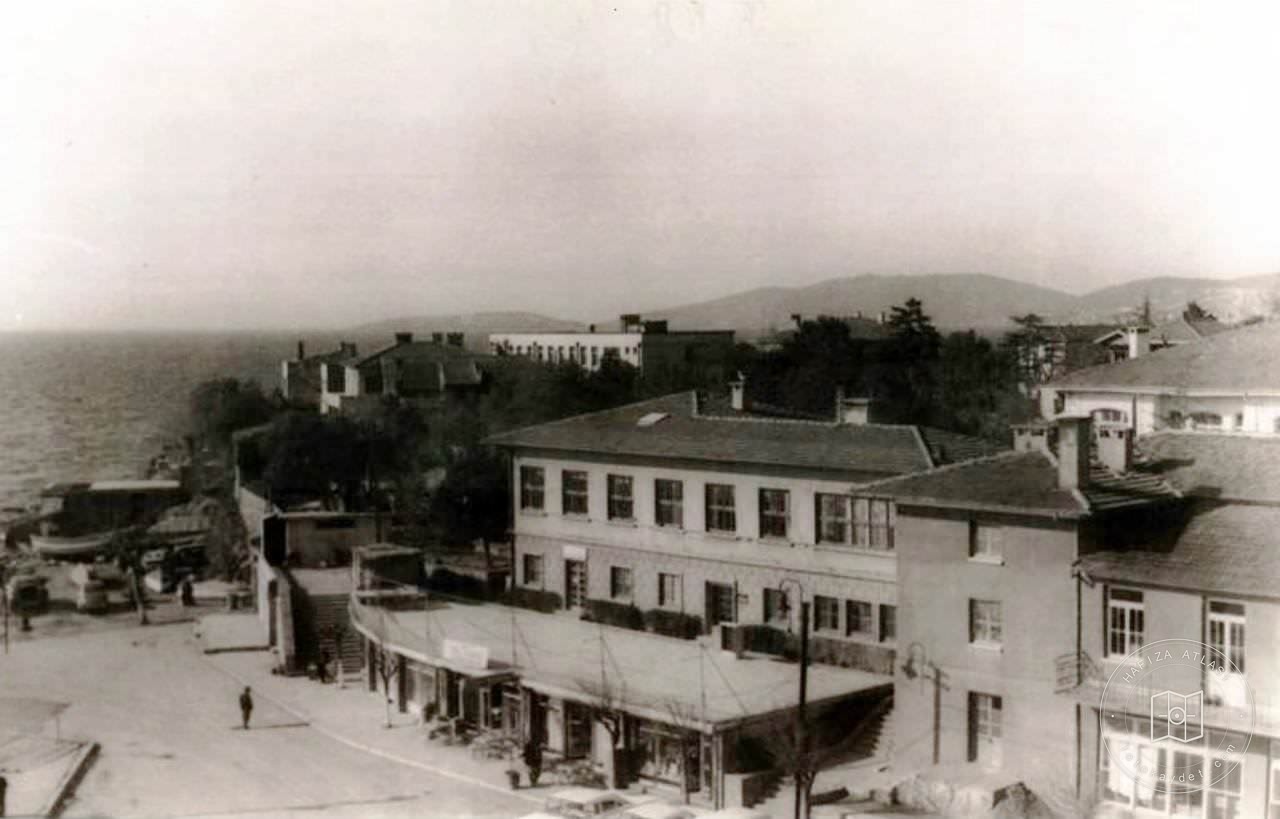 Kartal Merkez Mosque Minare
