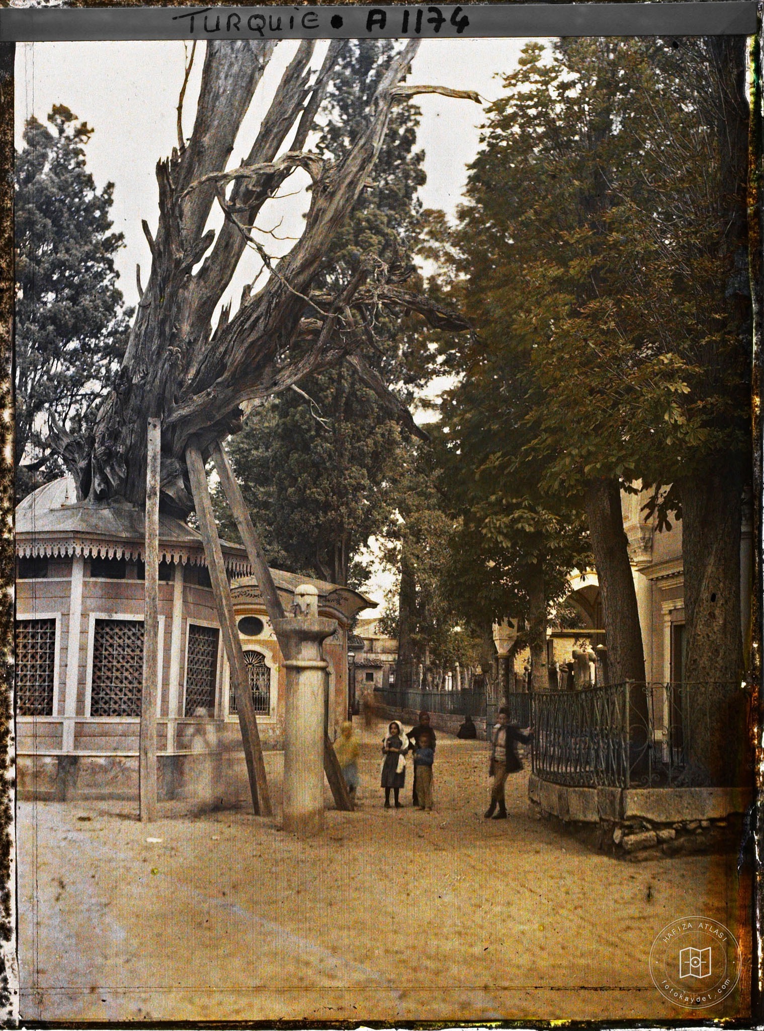 Chain Cervical and Daye Hatun Tomb