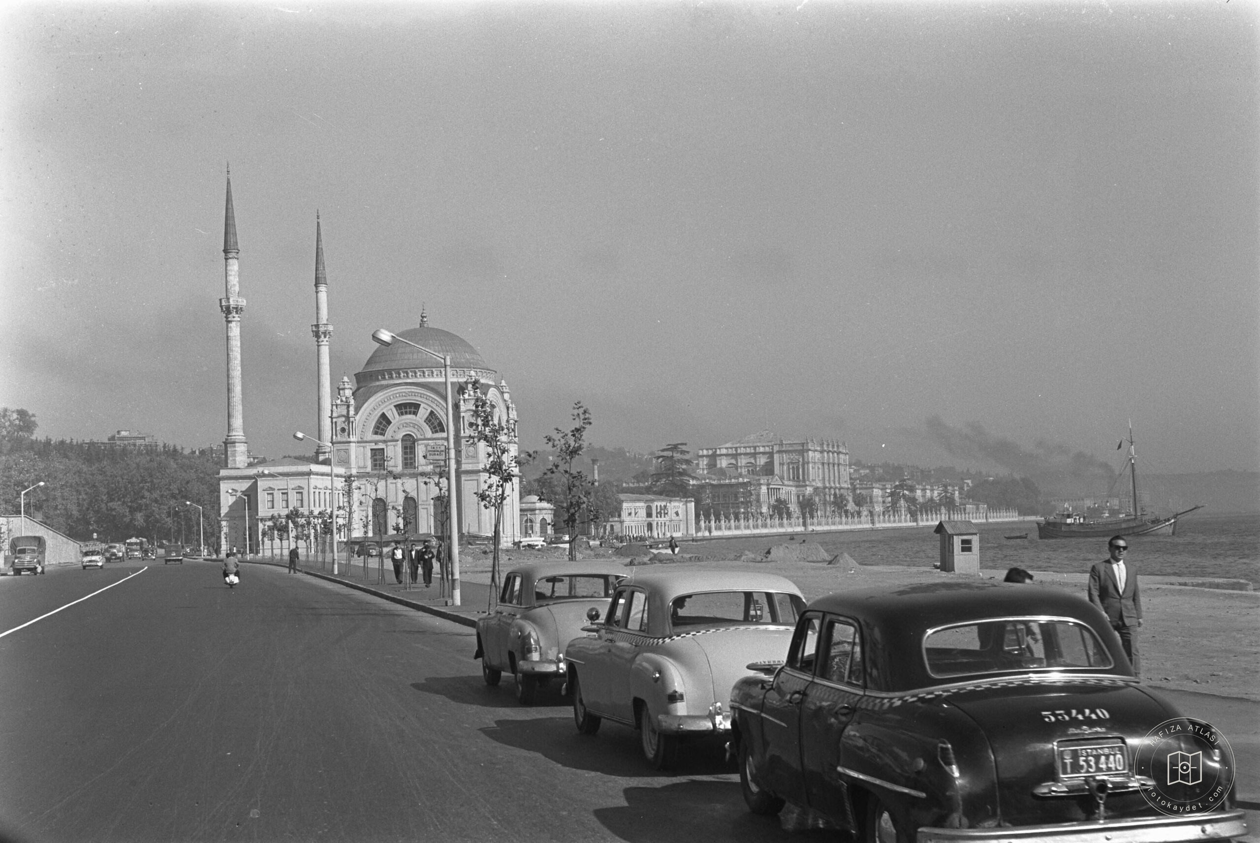 Dolmabahçe and Dolmabahçe Mosque