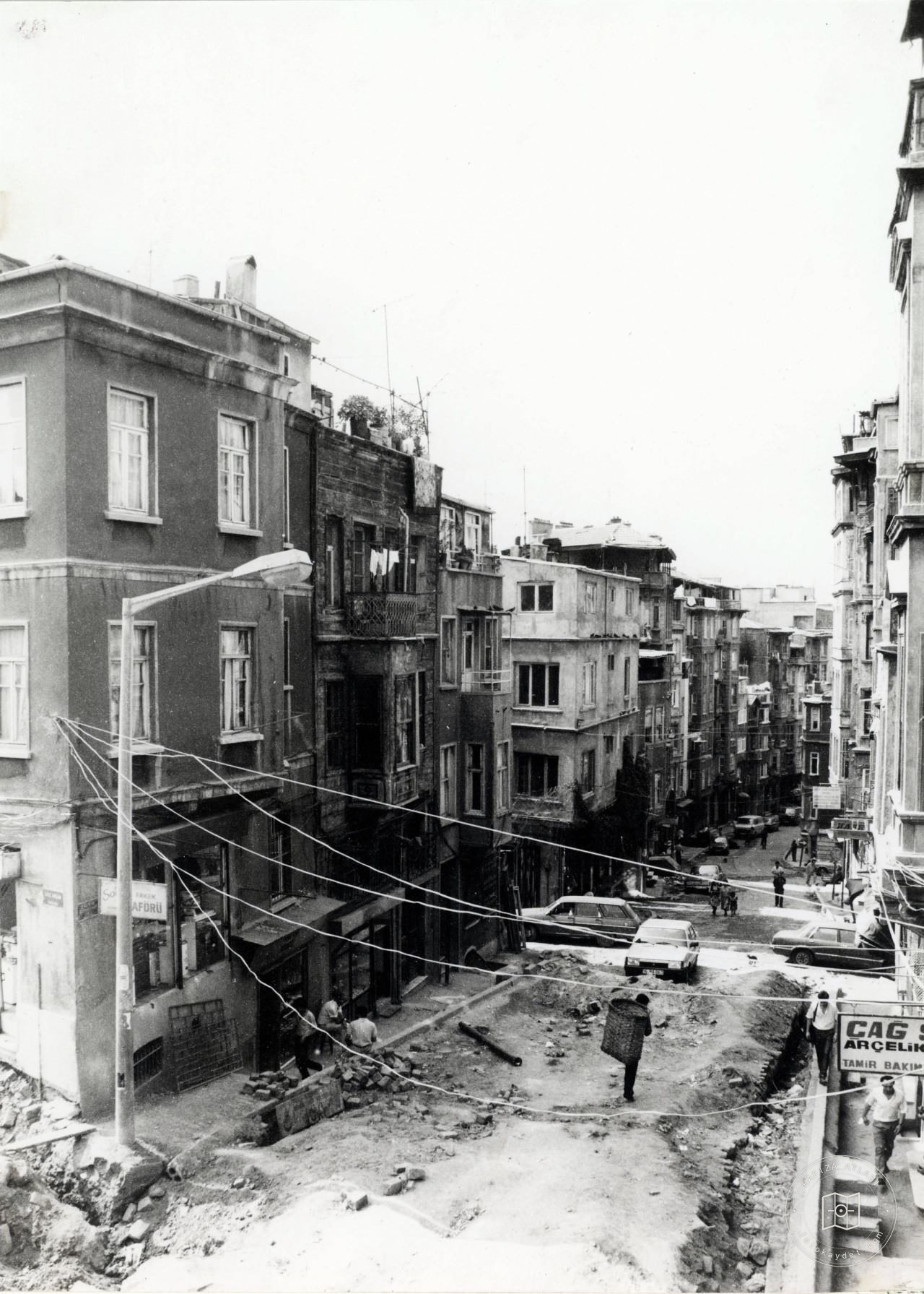 Tarlabaşı Boulevard Avenue