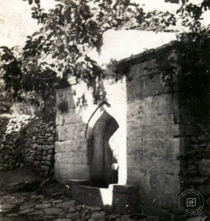 Day Ömer and Nafia Hanım Fountain