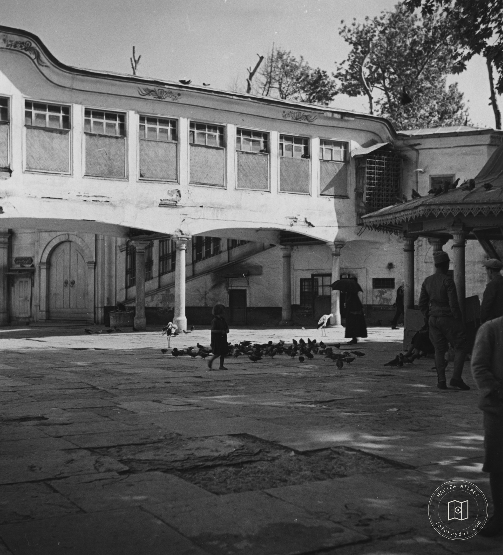 Mosque Avlusu