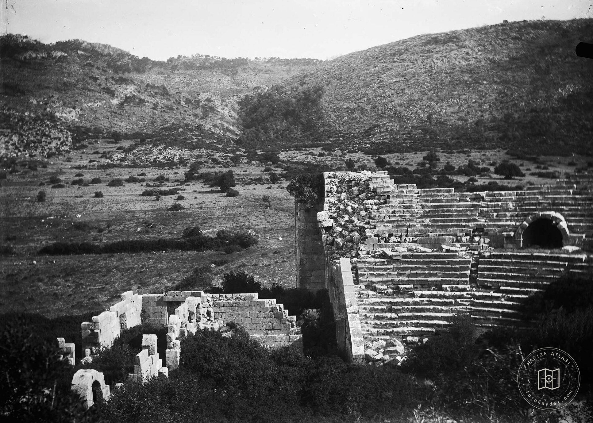 Patara Antik Tiyatrosu