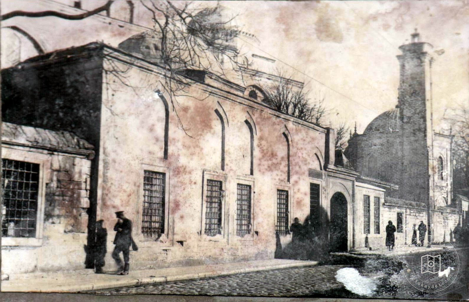 Destari Mustafa Paşa Türbesi