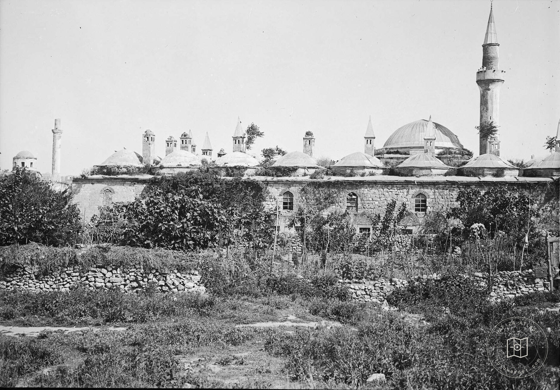 Sultan Selim Medresesi and Molla Fenari Jesus Mosque Minaresi