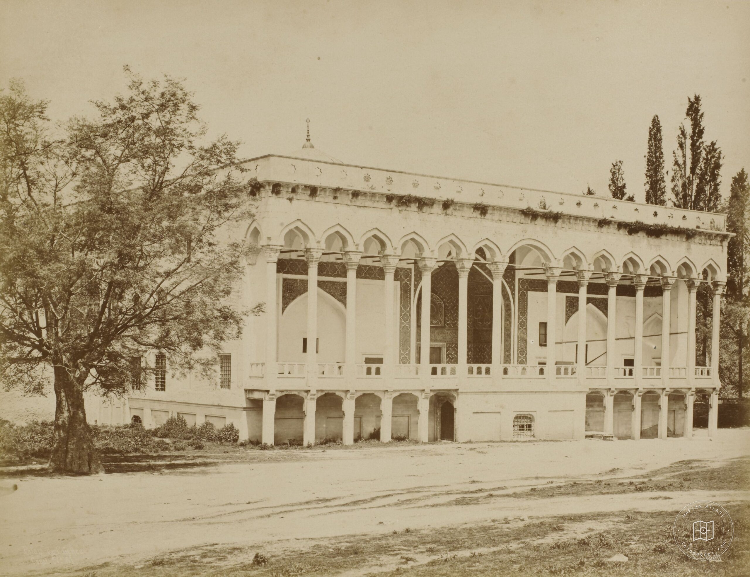 Çinili Köşk