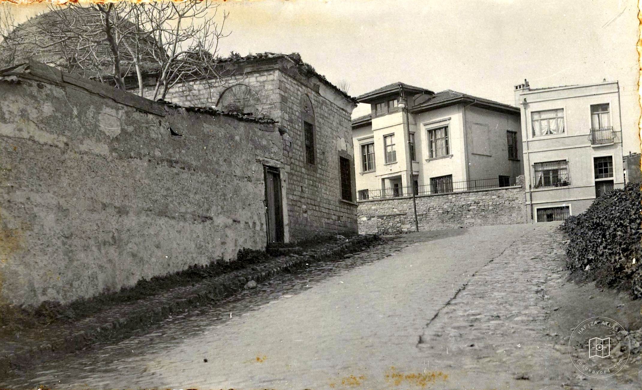 Benlizade Ahmet Reşid Efendi Türbesi