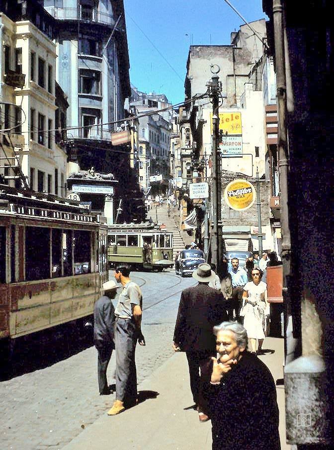 Minerva Han, Trams and High Lift