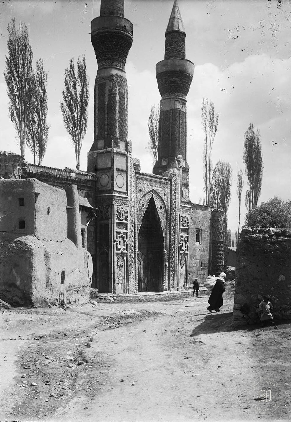 Sivas Gök Medrese Input and Minarets