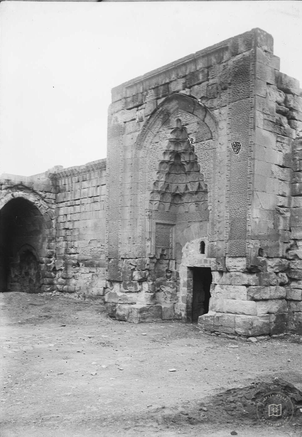 Kayseri Sultan Han Inner Crown Gate