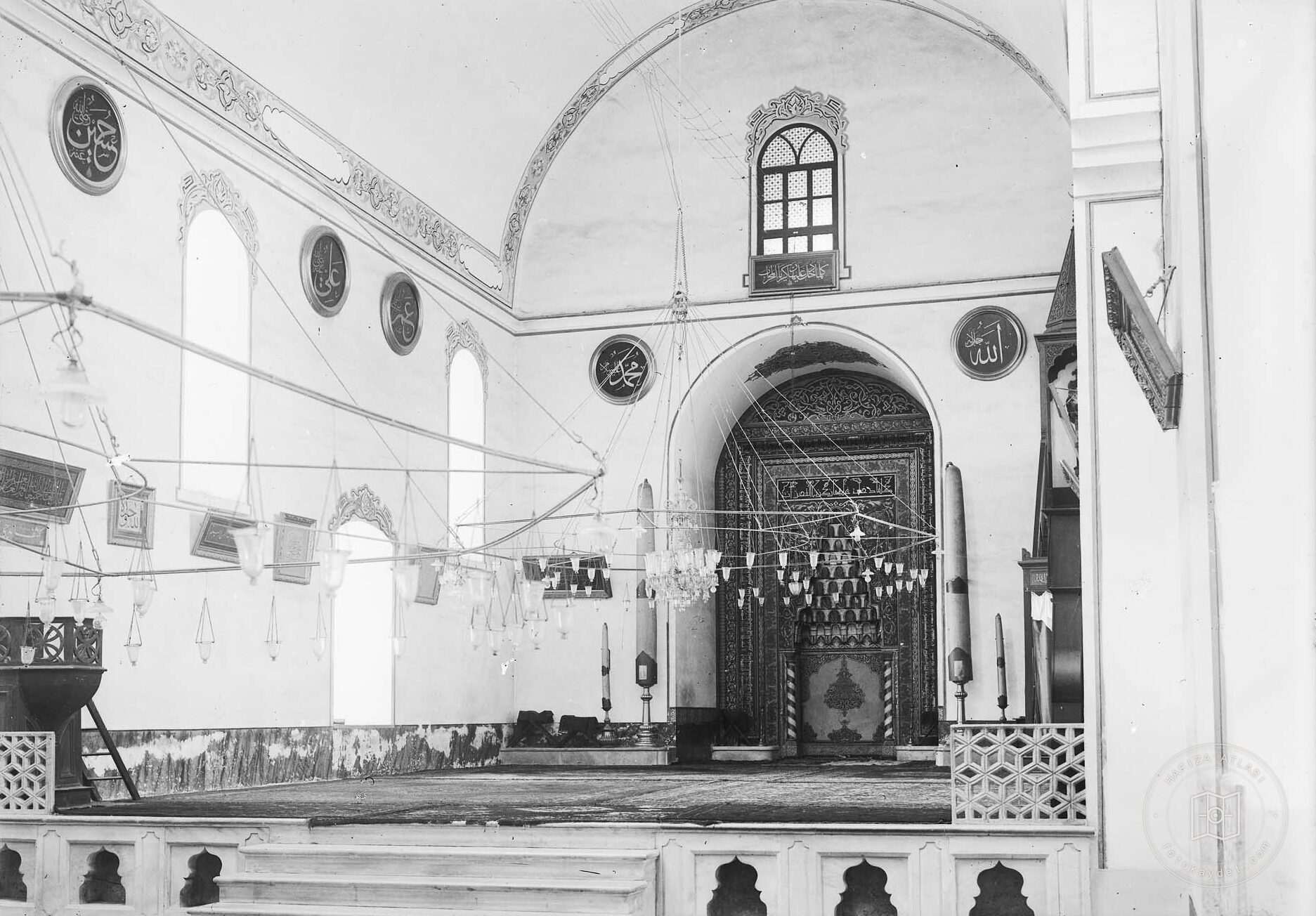 Hüdavendigar Mosque Interior View