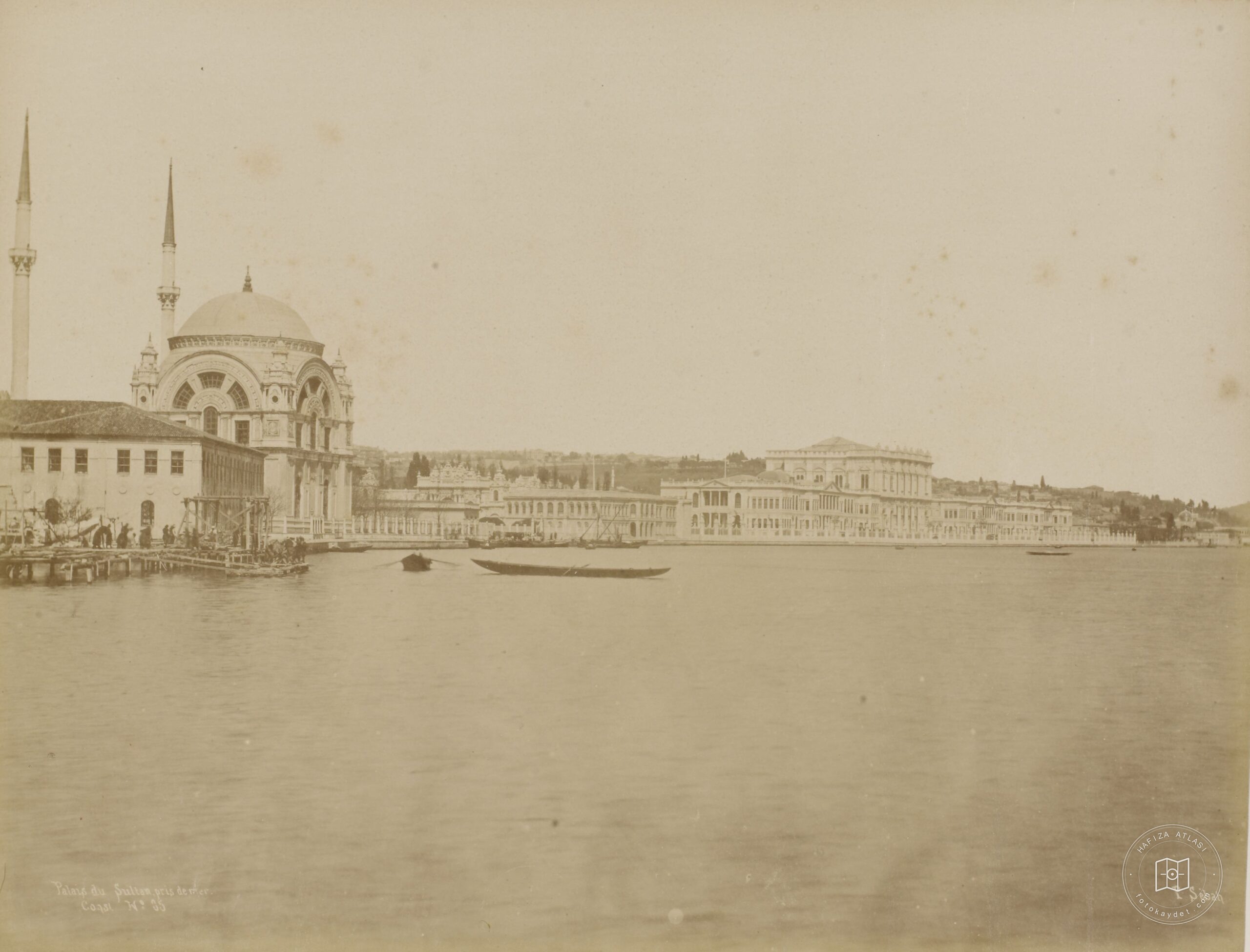 Dolmabahçe Mosque and Palace