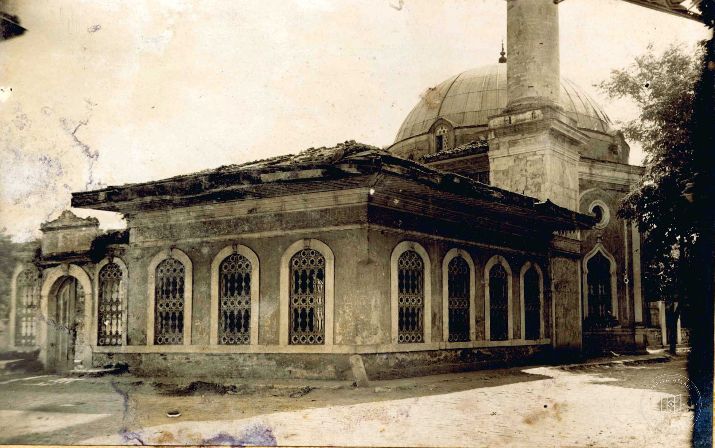 Bala Süleyman Ağa Türbesi