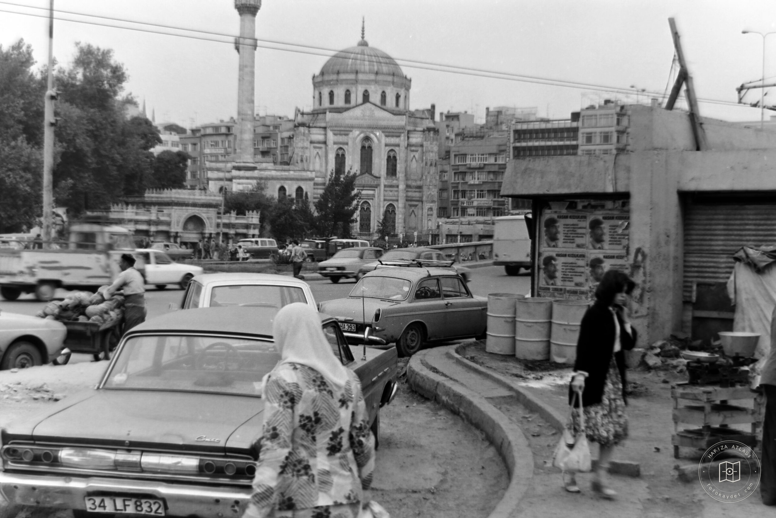 Aksaray Pertevnal Valide Sultan Mosque