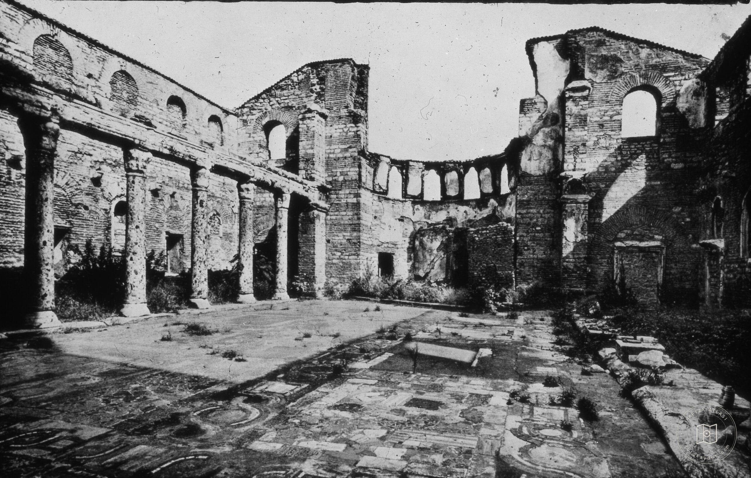 İmrahor İlyas Bey Mosque