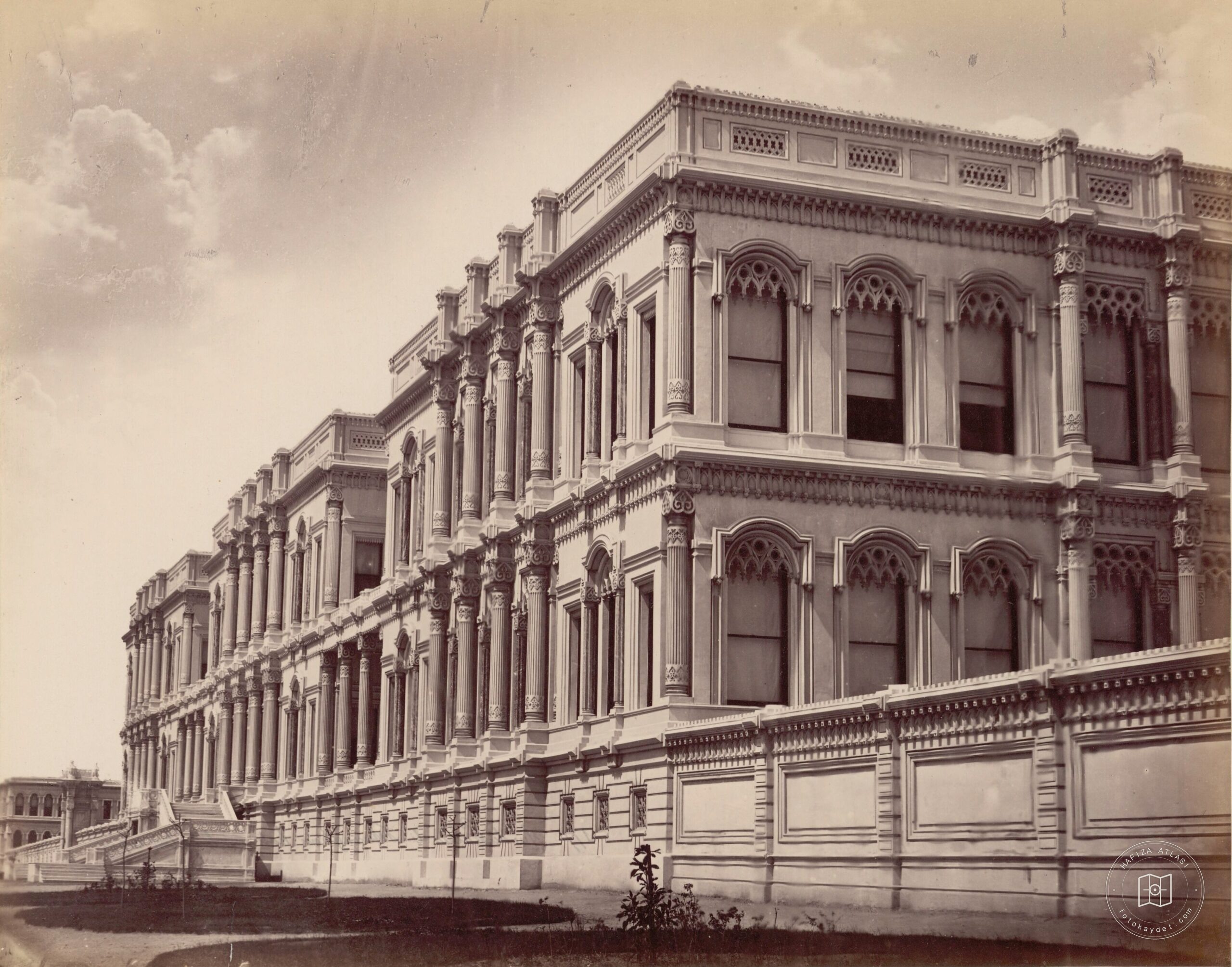 Çırağan Palace