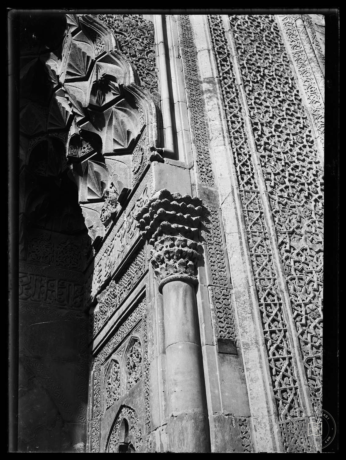 Double Minareli Medrese