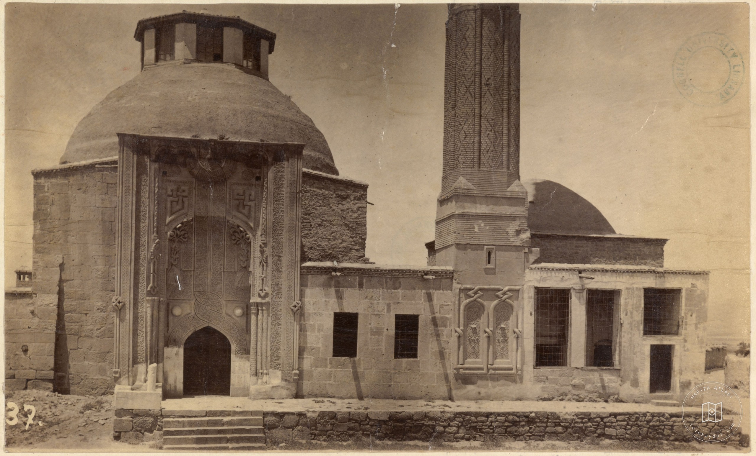 Konya Fine Minareli Medrese