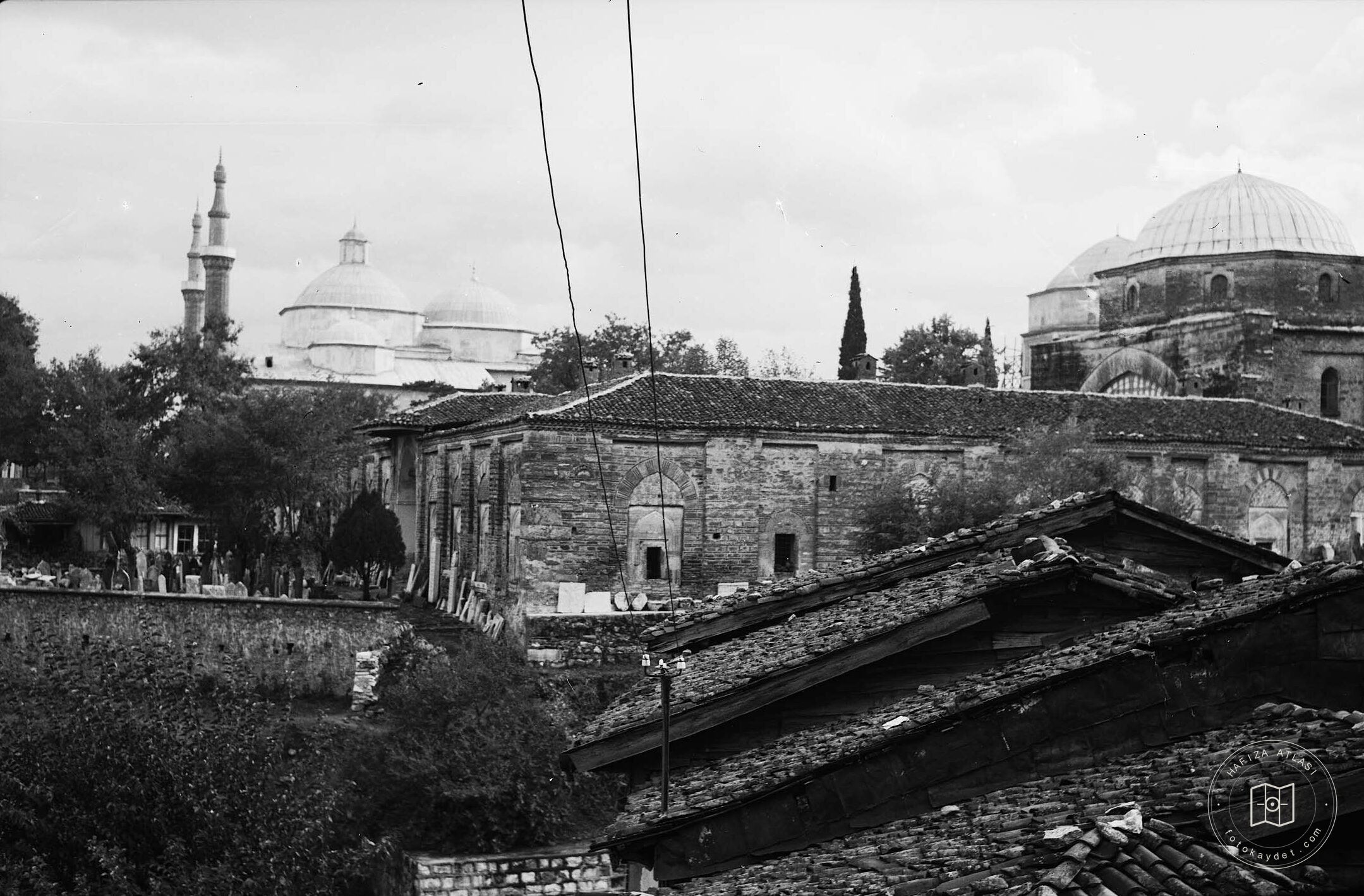 Yeşil Medrese ve Yeşil Cami