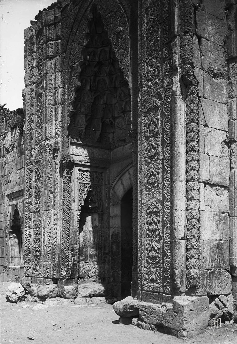 Amasya Darüşshifa Crown Gate