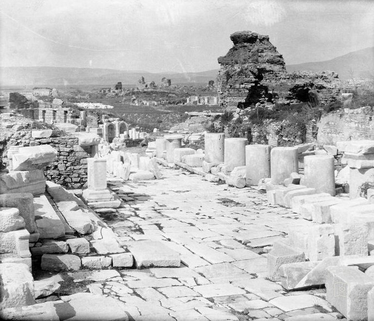 Giden Road to Ephesus Celsus Library